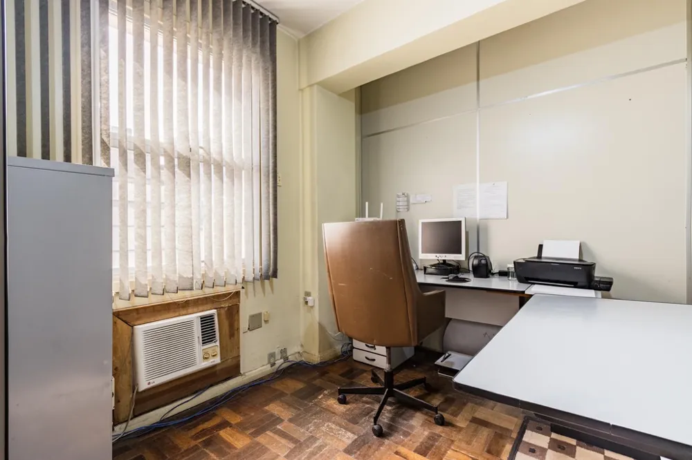 Sala para venda no bairro Centro Histórico em Porto Alegre