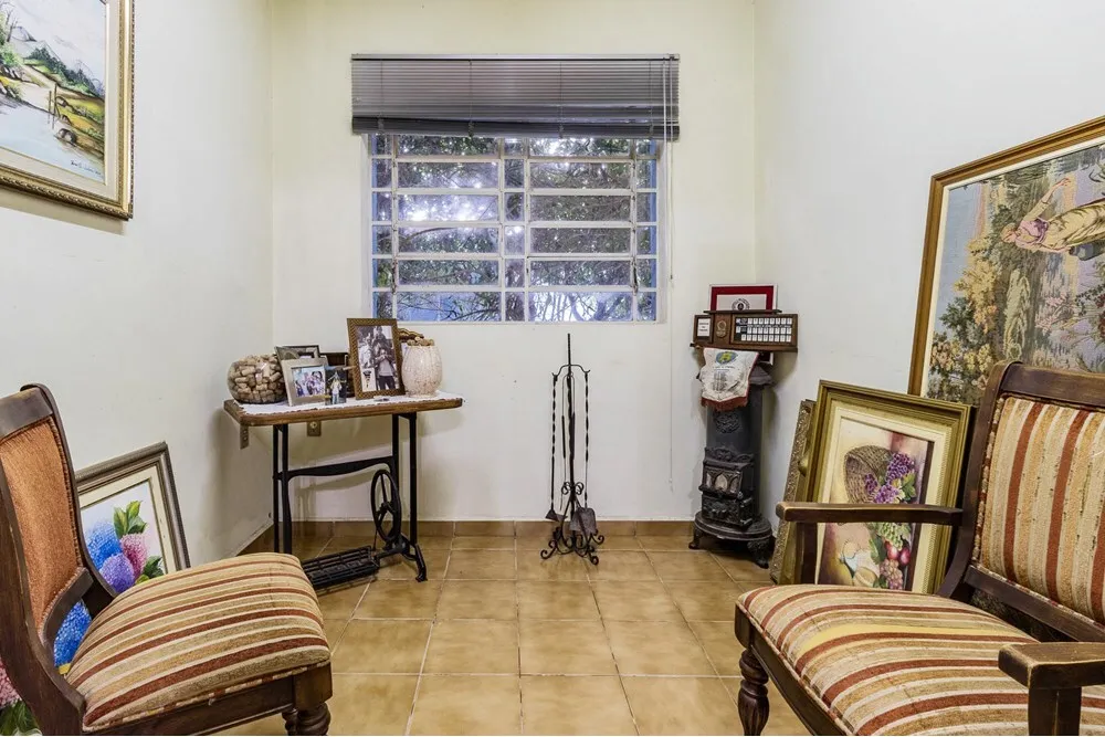 Casa para venda no bairro Partenon em Porto Alegre