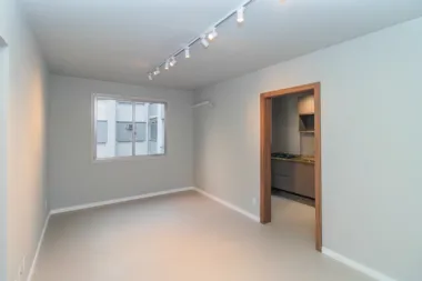 Apartamento para venda no bairro Vila Ipiranga em Porto Alegre