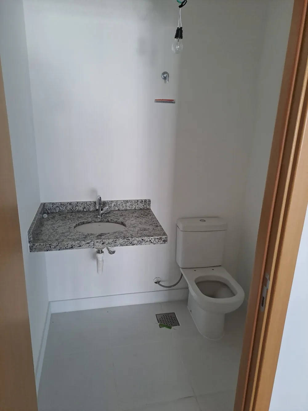 Sala para venda no bairro Cristo Redentor em Porto Alegre