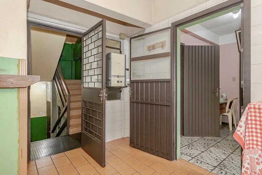 Casa para venda no bairro São Sebastião em Porto Alegre