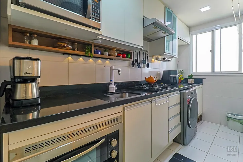 Apartamento para venda no bairro Vila Ipiranga em Porto Alegre