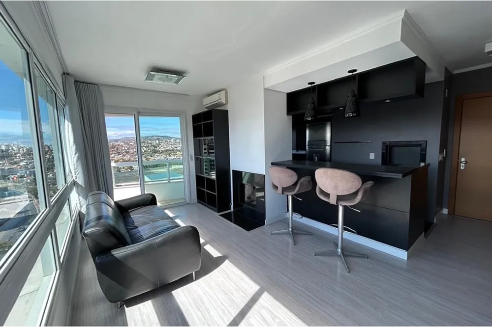 Apartamento para venda no bairro Três Figueiras em Porto Alegre