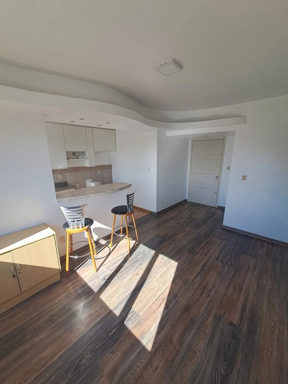 Apartamento para venda no bairro Floresta em Porto Alegre