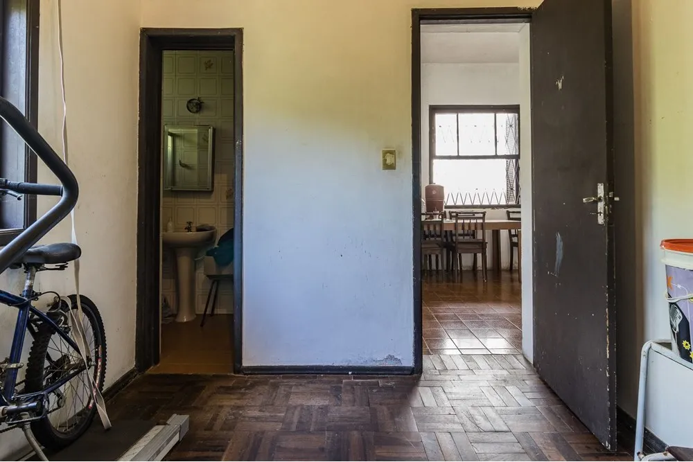 Casa para venda no bairro Partenon em Porto Alegre