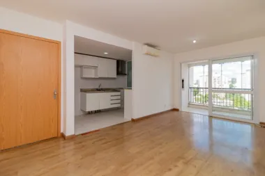 Apartamento para venda no bairro Passo da Areia em Porto Alegre