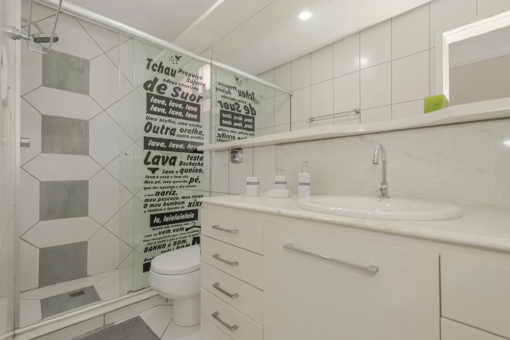 Casa para venda no bairro Jardim Itu em Porto Alegre