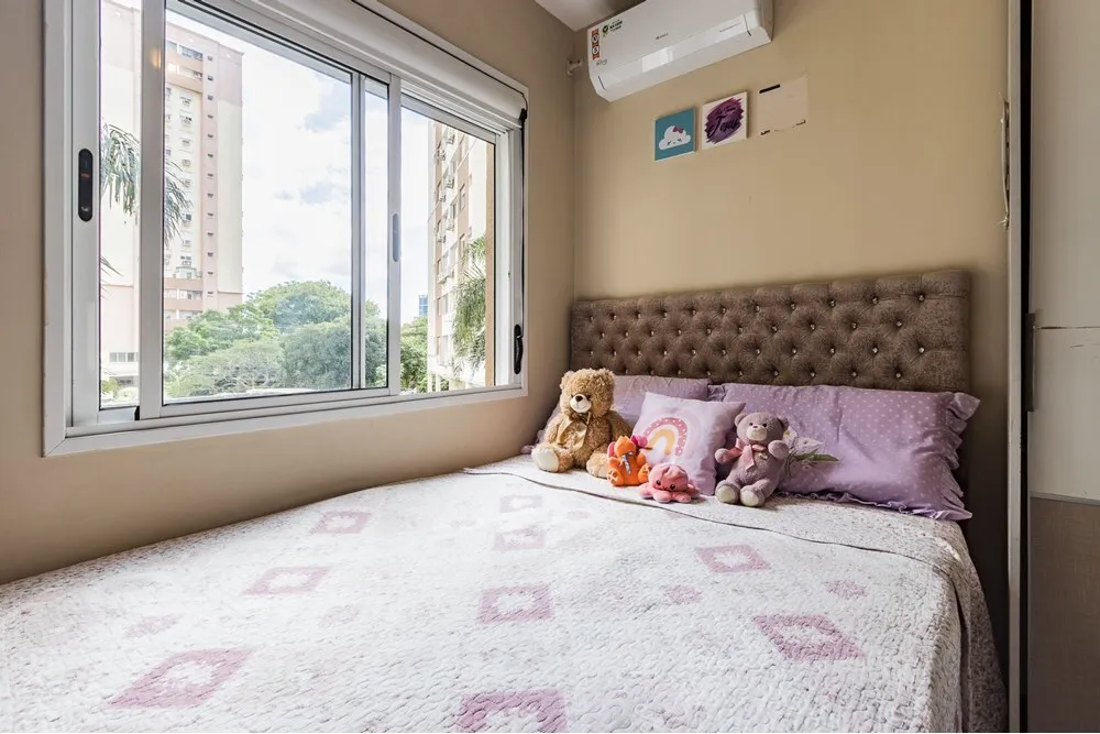 Apartamento para venda no bairro Vila Ipiranga em Porto Alegre