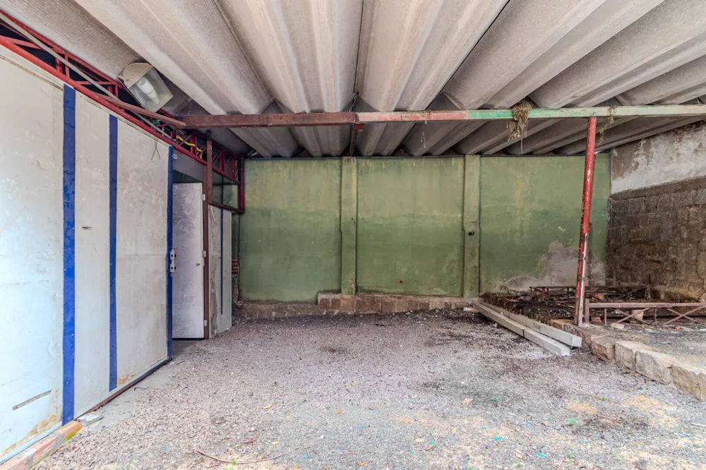 Edifício Comercial para venda no bairro Vila Ipiranga em Porto Alegre