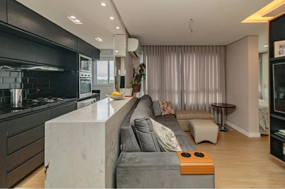 Apartamento para venda no bairro Passo da Areia em Porto Alegre