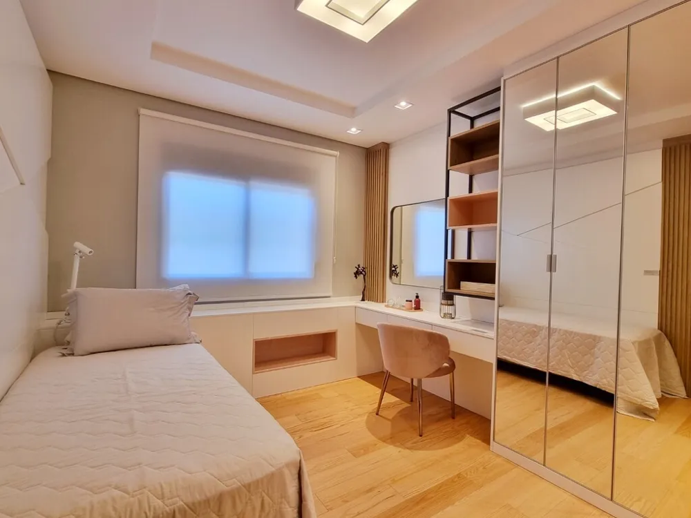 Apartamento para venda no bairro Três Figueiras em Porto Alegre