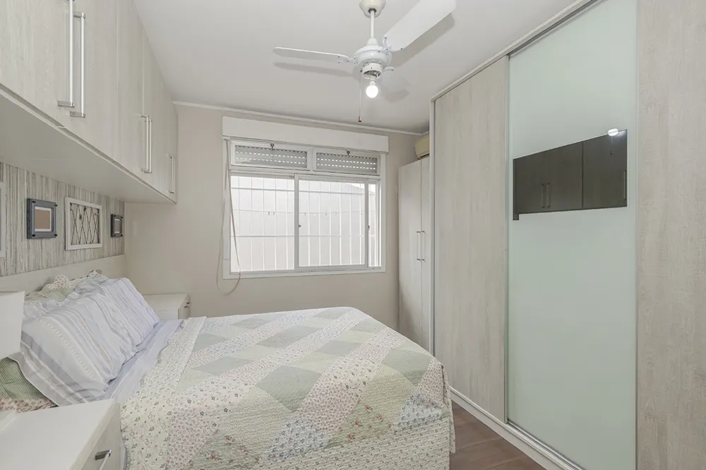 Casa para venda no bairro Jardim Itu em Porto Alegre