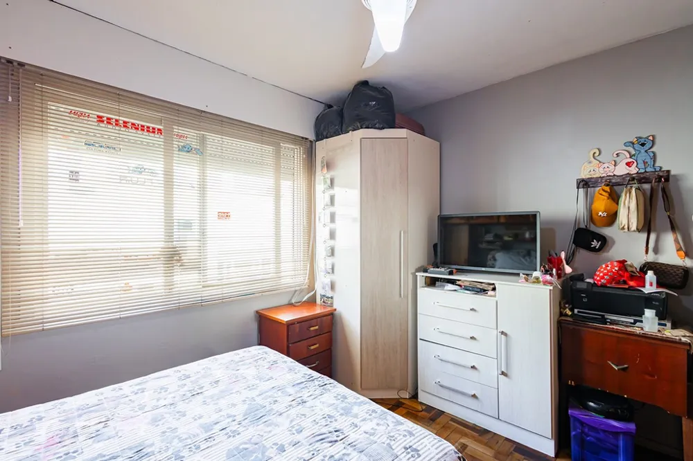 Apartamento para venda no bairro Vila Ipiranga em Porto Alegre