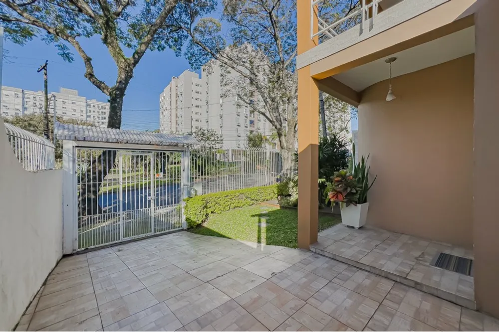 Casa para venda no bairro Sarandi em Porto Alegre