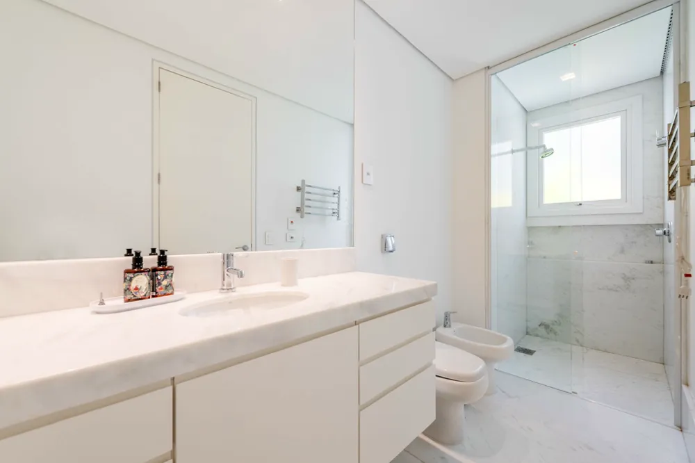 Apartamento para venda no bairro Três Figueiras em Porto Alegre