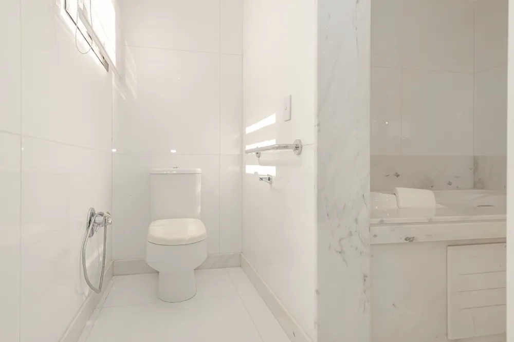 Triplex para venda no bairro Bela Vista em Porto Alegre