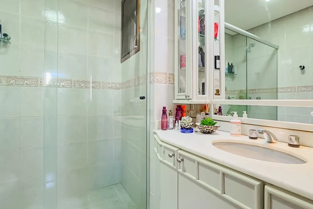 Apartamento para venda no bairro Jardim Lindóia em Porto Alegre