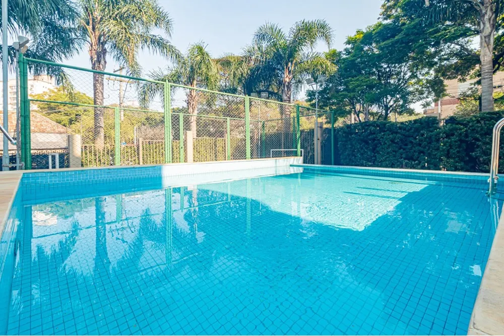 Apartamento para venda no bairro Passo da Areia em Porto Alegre