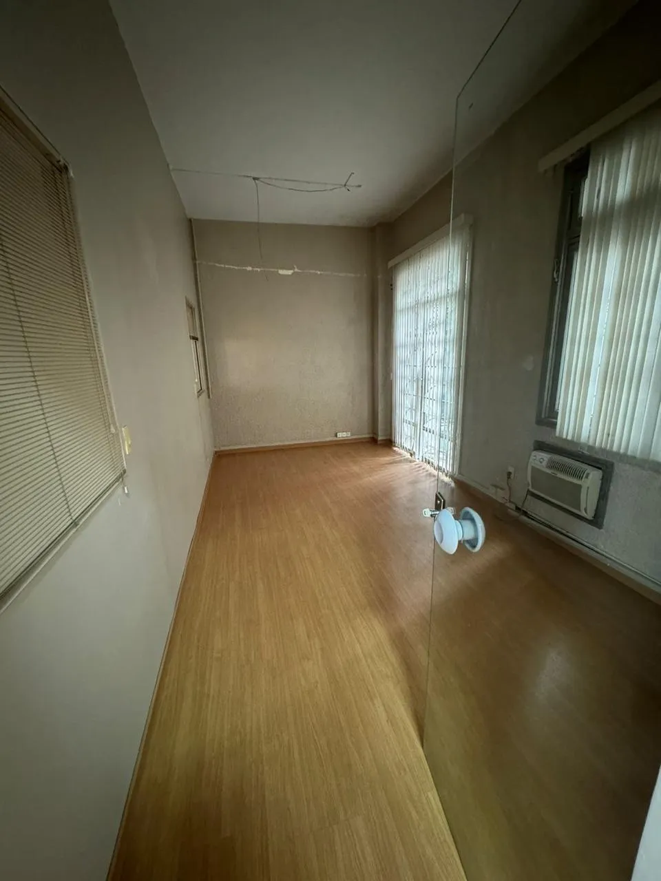 Sala para venda no bairro Centro Histórico em Porto Alegre