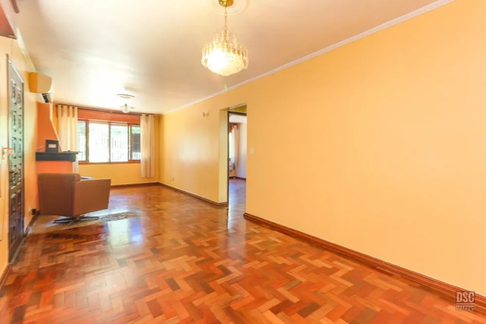 Casa para venda no bairro Vila Ipiranga em Porto Alegre
