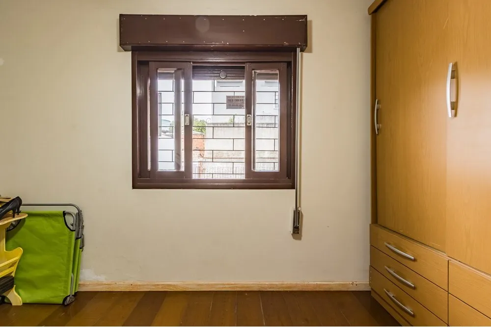 Casa para venda no bairro Vila Ipiranga em Porto Alegre