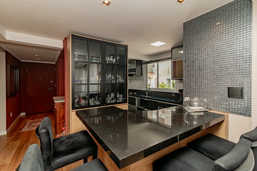 Apartamento para venda no bairro São João em Porto Alegre