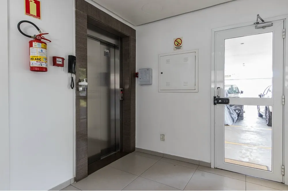 Apartamento para venda no bairro Jardim Itu em Porto Alegre