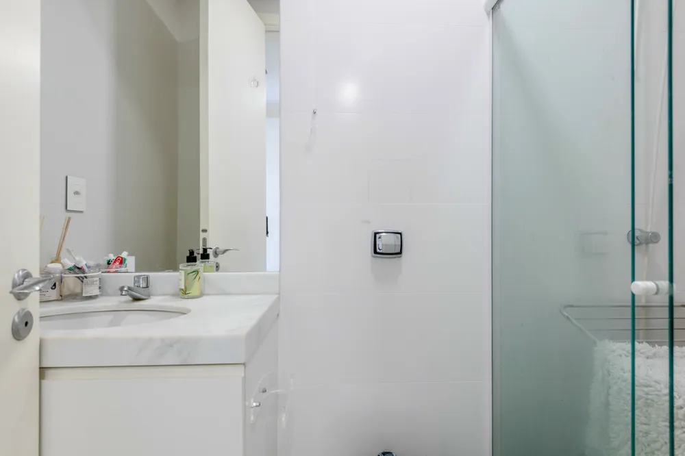 Apartamento para venda no bairro Três Figueiras em Porto Alegre