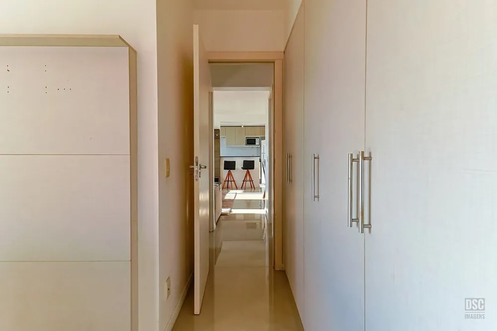 Apartamento para venda no bairro Vila Ipiranga em Porto Alegre