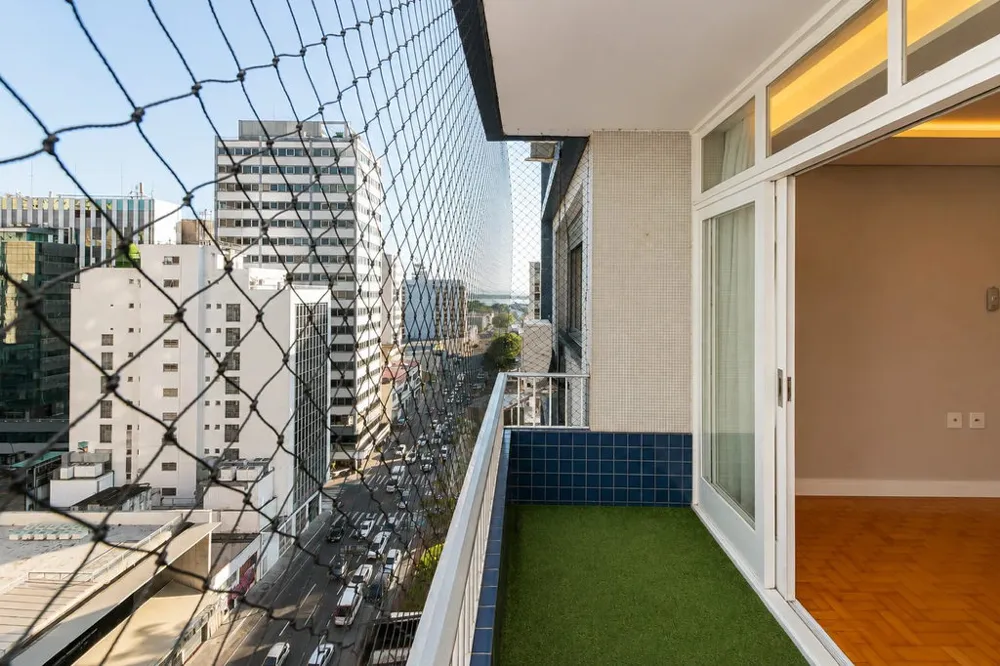 Apartamento para venda no bairro Centro Histórico em Porto Alegre