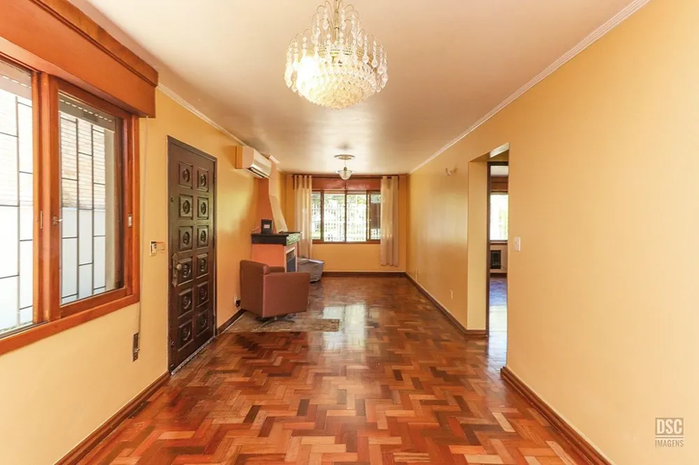 Casa para venda no bairro Vila Ipiranga em Porto Alegre