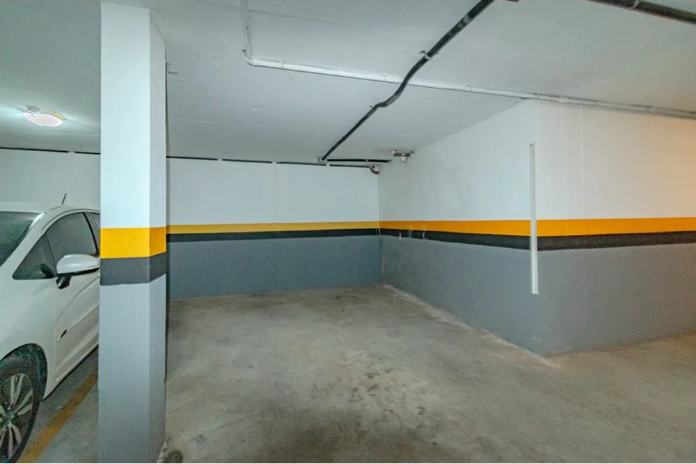 Apartamento para venda no bairro Passo da Areia em Porto Alegre