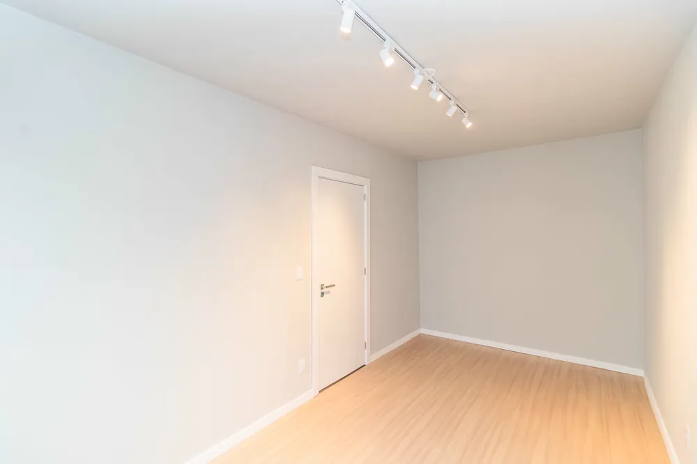 Apartamento para venda no bairro Vila Ipiranga em Porto Alegre