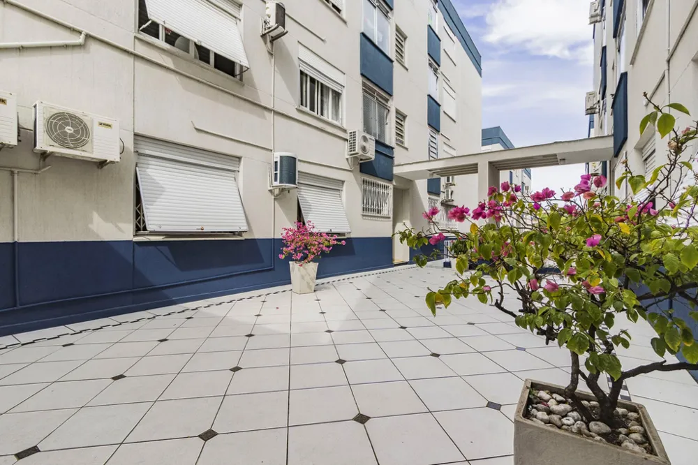 Apartamento para venda no bairro Azenha em Porto Alegre