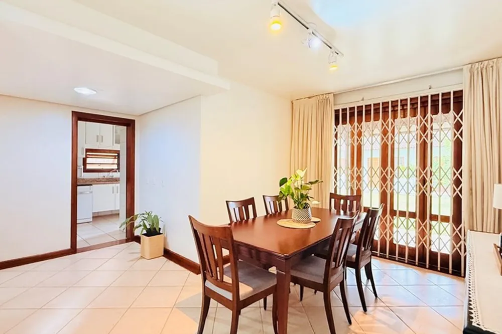Casa para venda no bairro Teresópolis em Porto Alegre