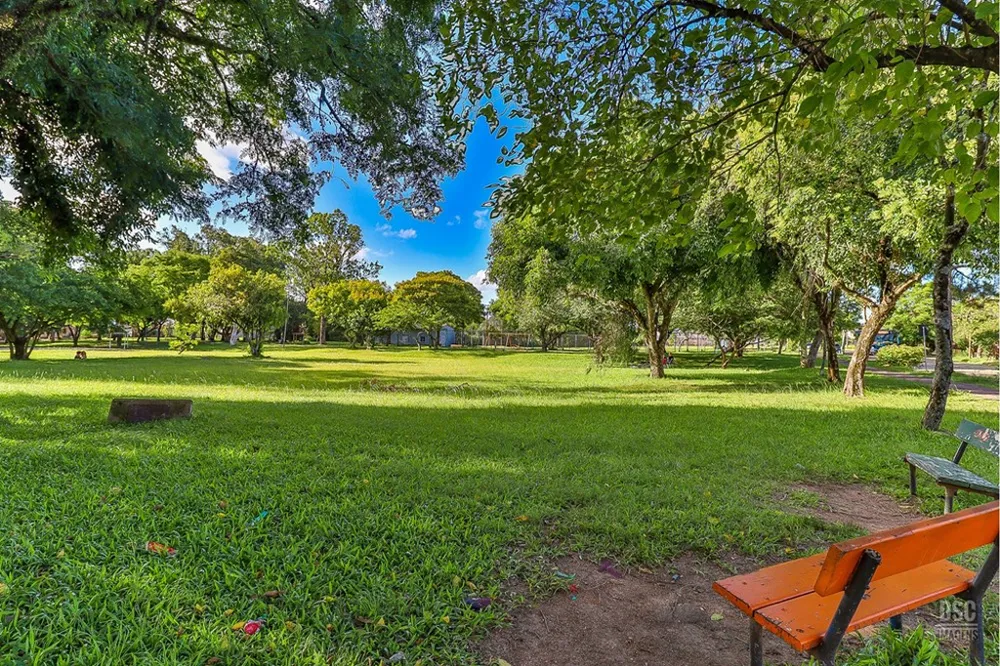 Casa para venda no bairro Rubem Berta em Porto Alegre