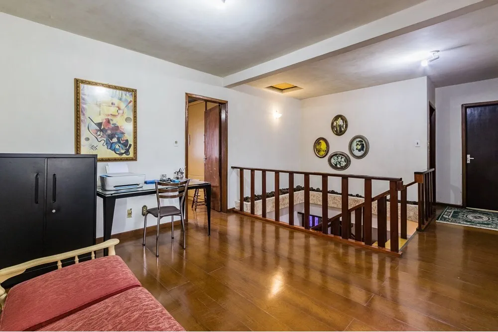 Casa para venda no bairro Vila Ipiranga em Porto Alegre