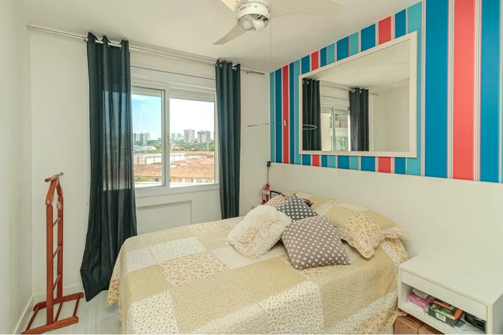 Apartamento para venda no bairro Passo da Areia em Porto Alegre