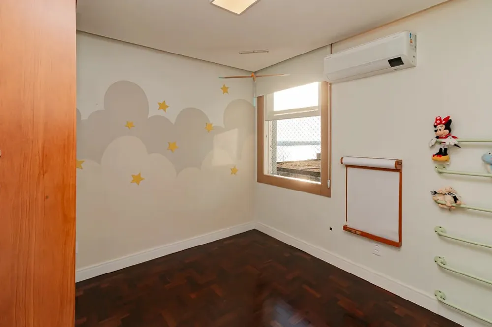 Apartamento para venda no bairro Centro Histórico em Porto Alegre