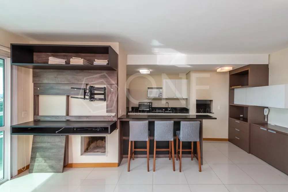 Apartamento para venda no bairro Três Figueiras em Porto Alegre