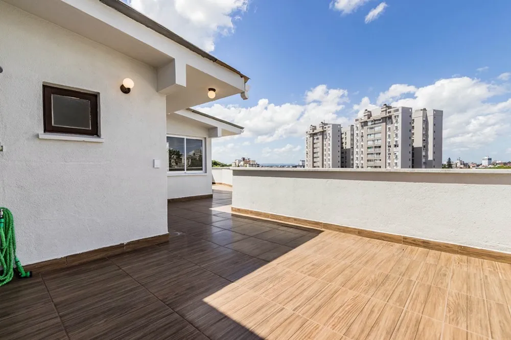 Cobertura Duplex para venda no bairro Jardim Lindóia em Porto Alegre