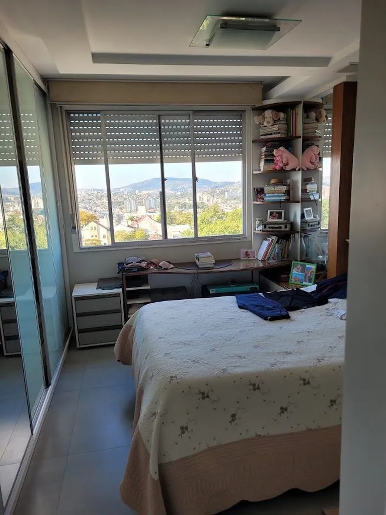 Apartamento para venda no bairro Teresópolis em Porto Alegre