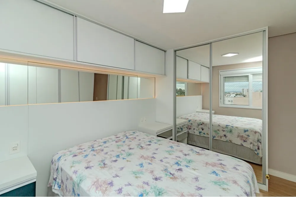 Apartamento para venda no bairro Passo da Areia em Porto Alegre