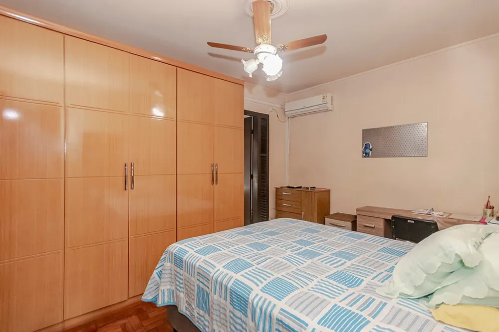 Casa para venda no bairro São Sebastião em Porto Alegre