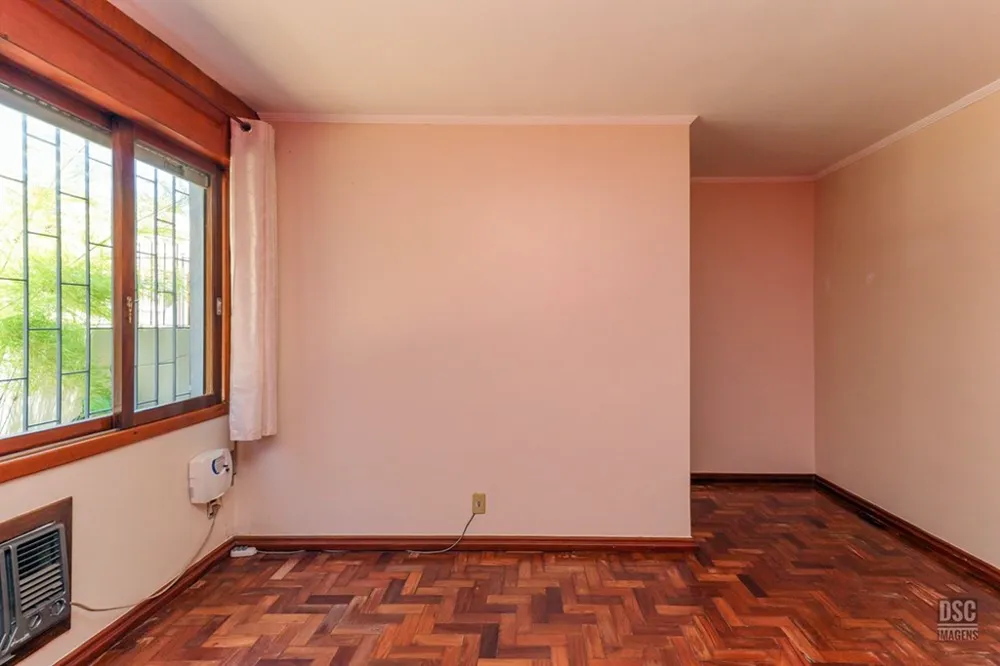 Casa para venda no bairro Vila Ipiranga em Porto Alegre