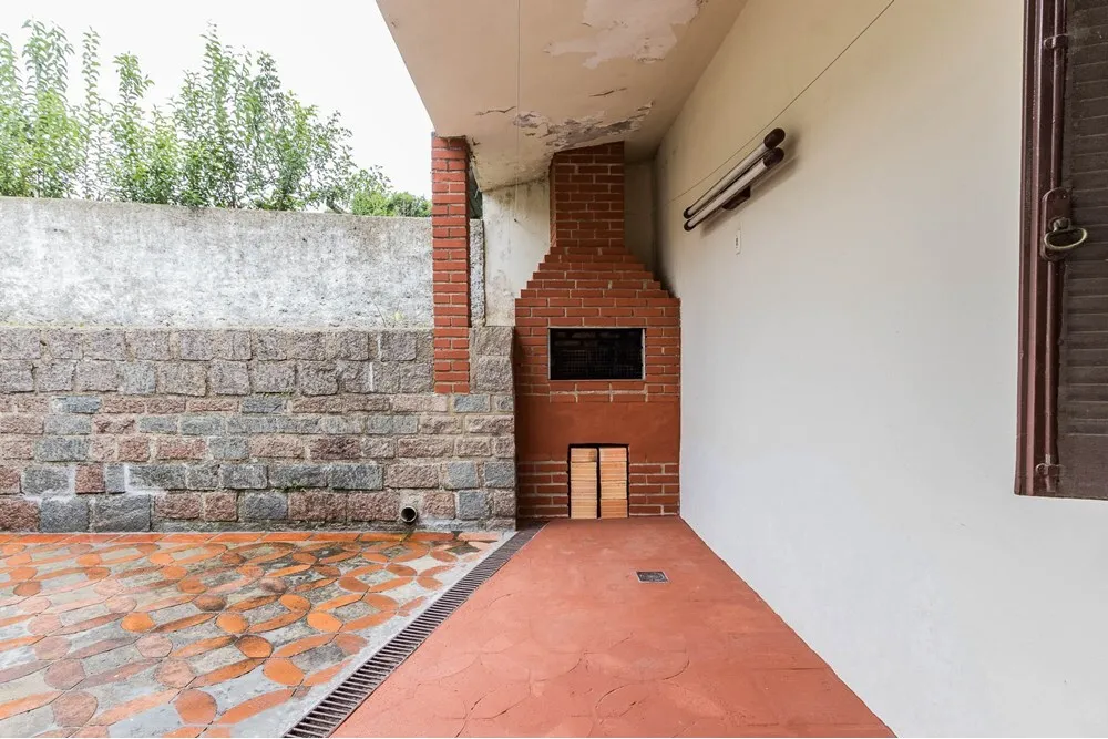 Casa para venda no bairro Vila Ipiranga em Porto Alegre