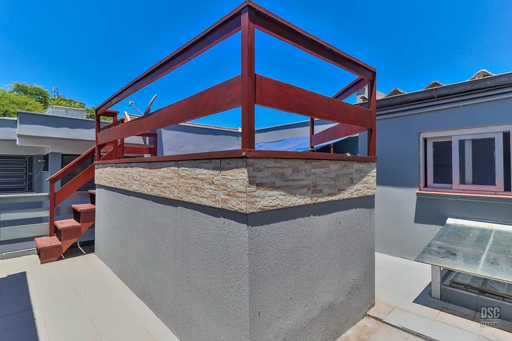 Casa para venda no bairro Vila Ipiranga em Porto Alegre