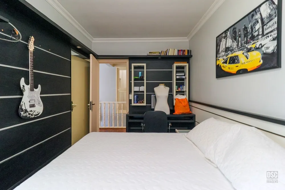 Casa para venda no bairro Jardim Itu em Porto Alegre