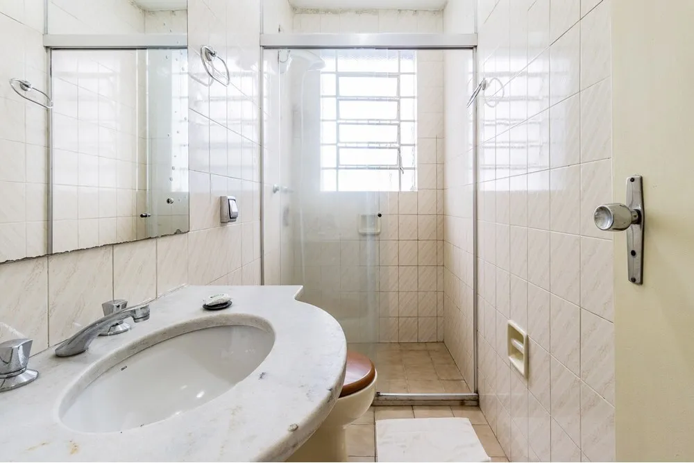 Casa para venda no bairro Partenon em Porto Alegre
