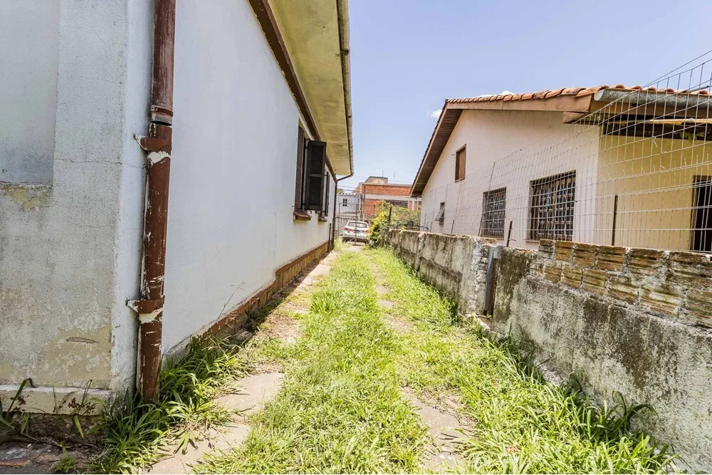 Casa para venda no bairro Partenon em Porto Alegre
